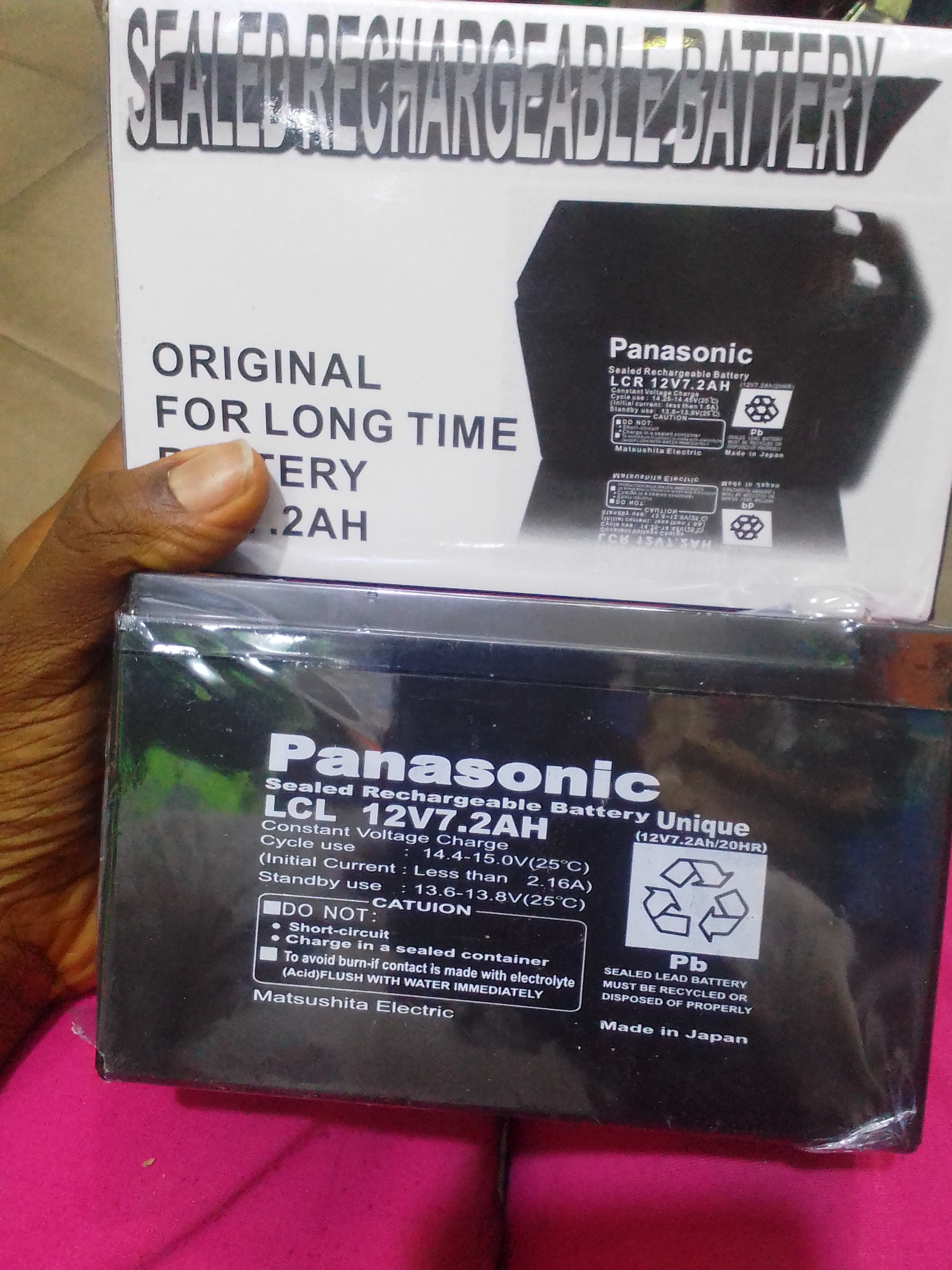 Sealed rechargeable battery