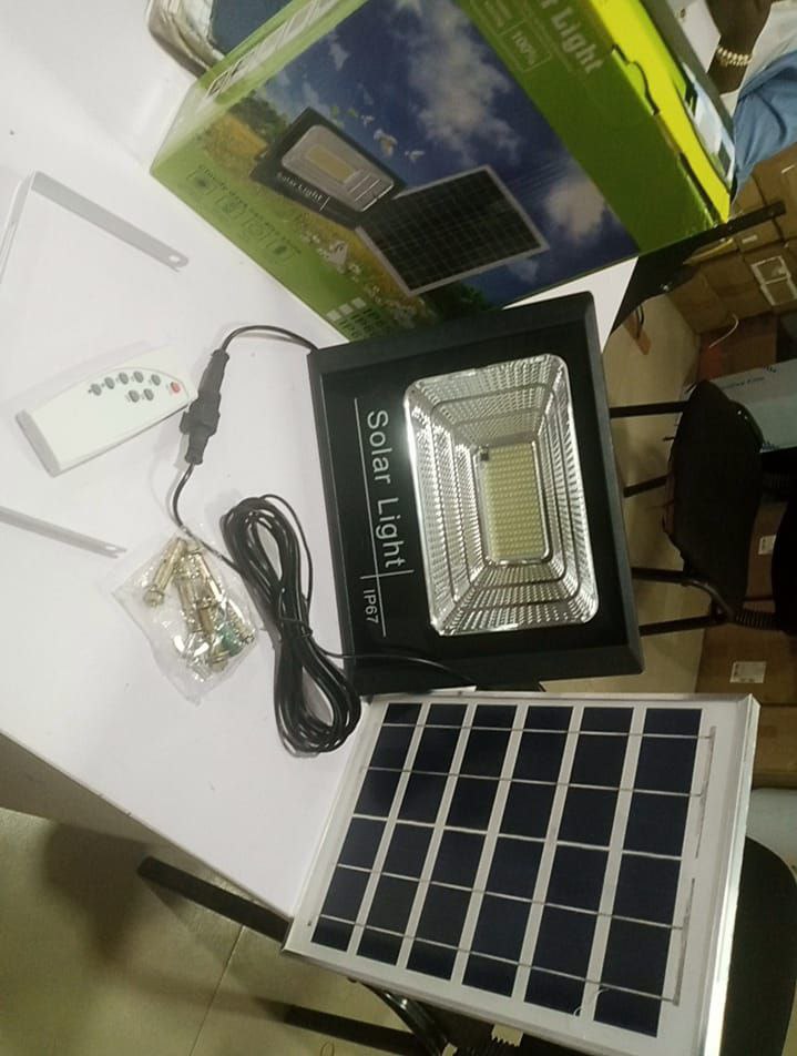 40W Solar Street Floodlight Waterproof Light With Remote